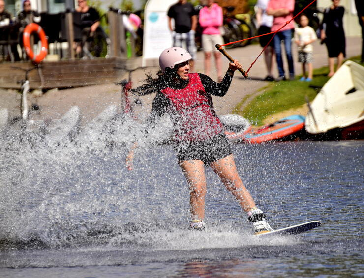 Mimmiwake wakeboarding